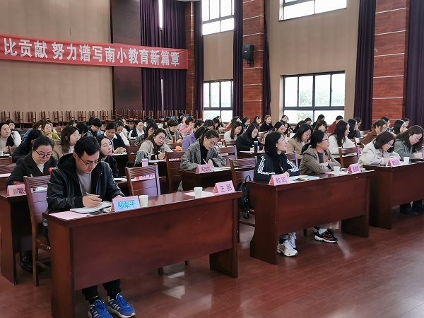 pb8k597c414d.jpg