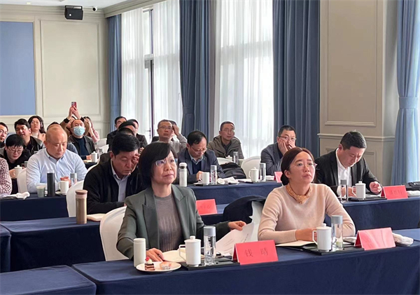 江阴市高三一模考试质量分析会暨高中教学管理培训顺利举行